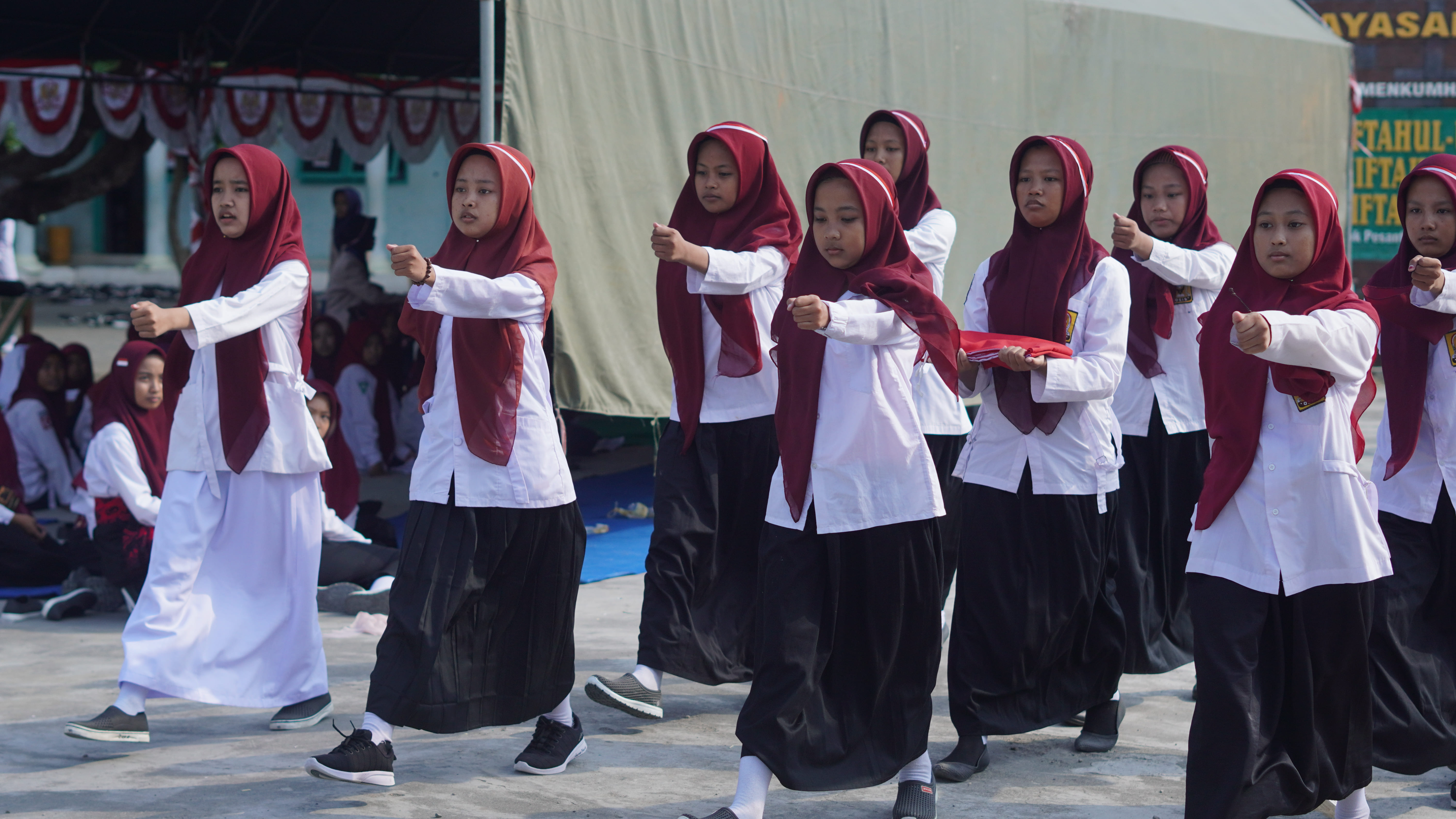 Meraih Prestasi, Menumbuhkan Karakter: Lomba OSIS Putri 2025