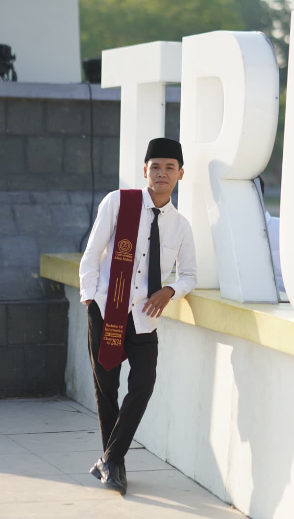 MISBAHUL MUNIS, S.Kom